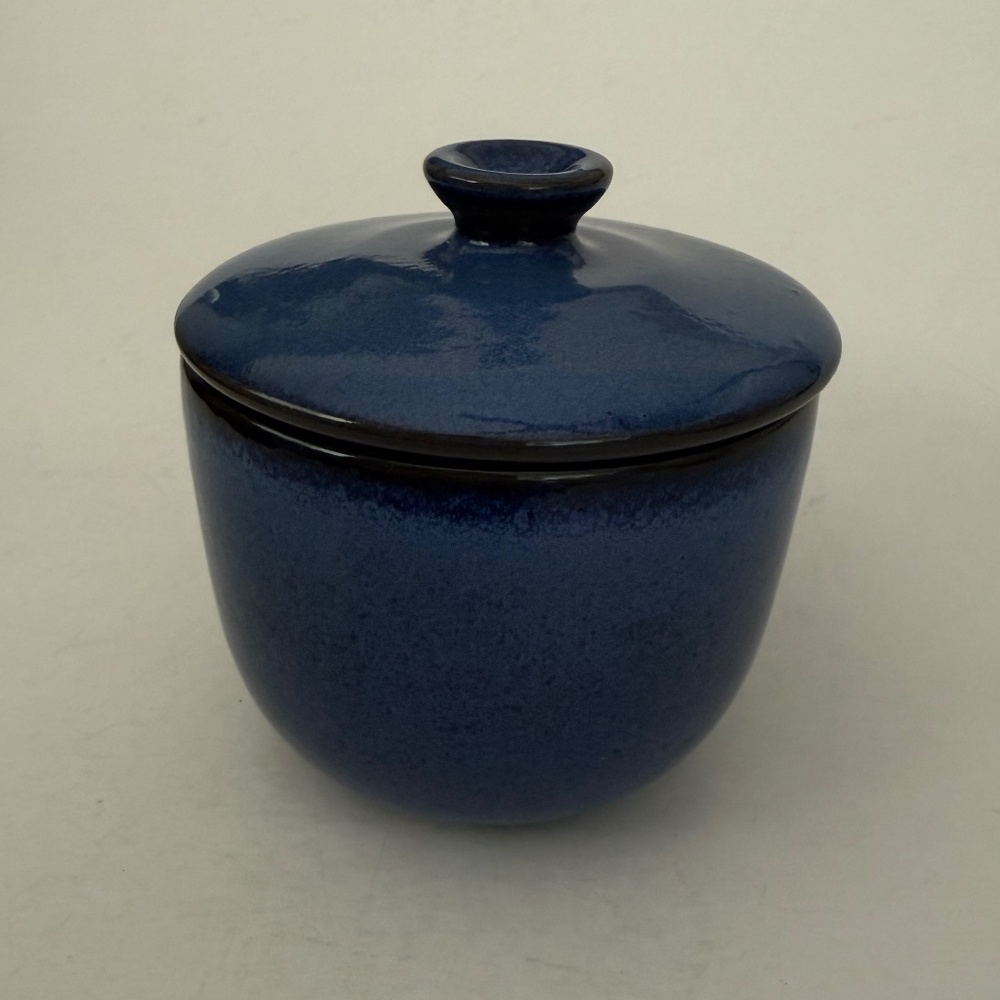 HEATH CERAMICS COVERED SUGAR BOWL